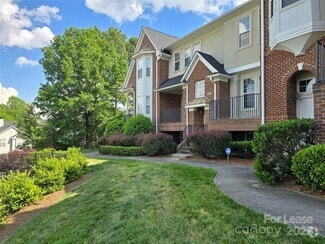 Building Photo - 14243 Richmond Park Ave