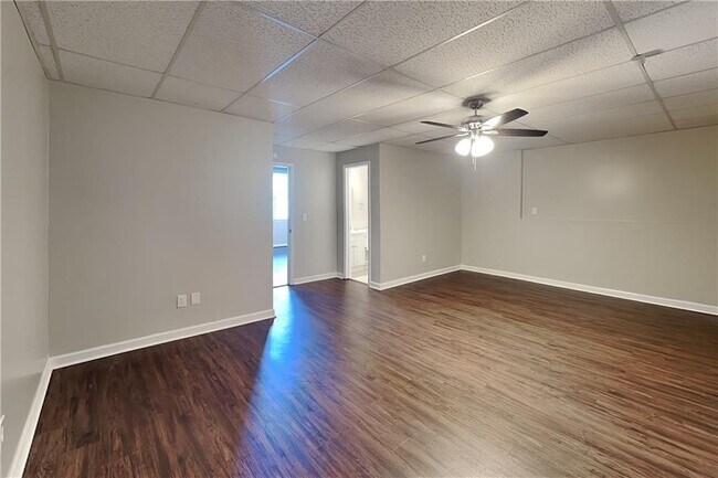 Building Photo - 3059 Vineyard Way
