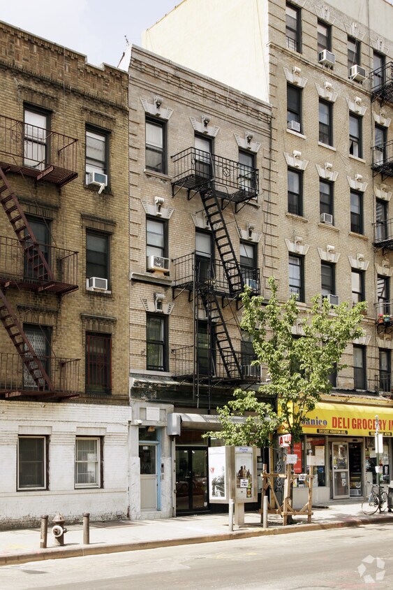Primary Photo - 313 E Houston St
