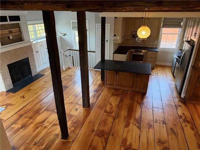 Building Photo - 31 Bradford St