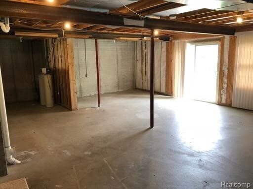 Building Photo - 111 Jamestown Dr