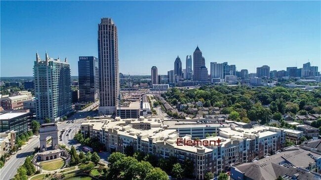 Foto del edificio - 390 17th St NW