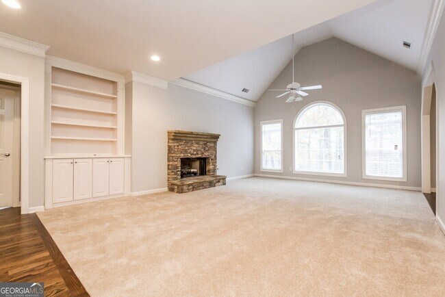 Building Photo - 2816 Legislative Ln