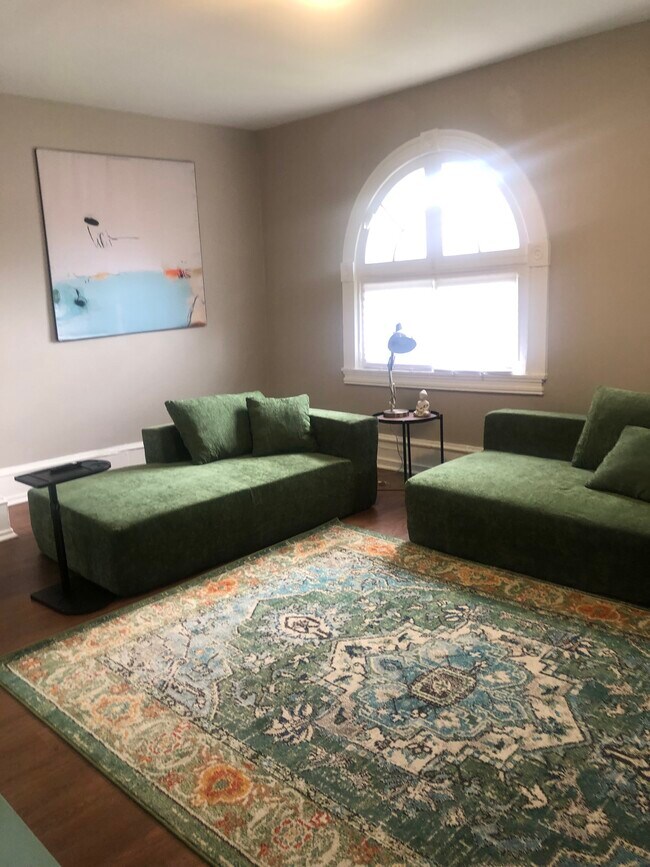 Living Room - 929 West Main Street