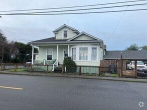 Building Photo - 511 J St