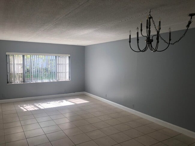 Building Photo - 4500 N Flagler Dr