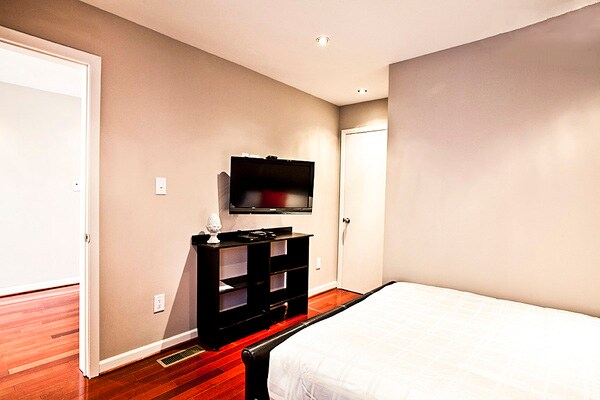 Foto del edificio - 605 P St NW