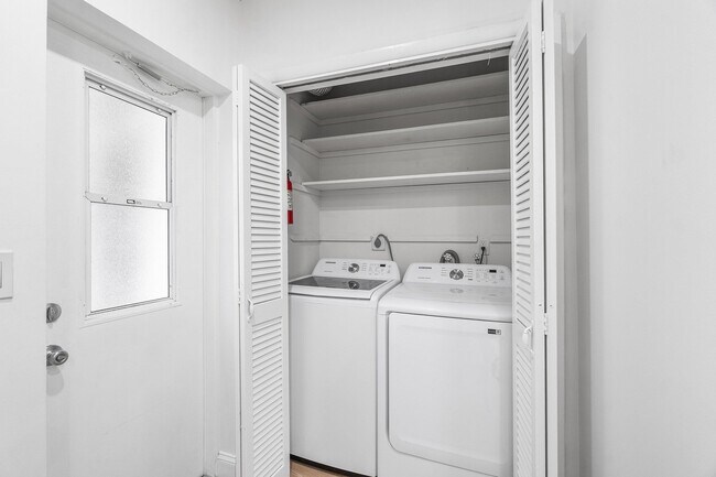 Foto del edificio - 434 SW 9th St