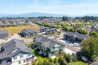 Building Photo - 2201 DeJong Dr