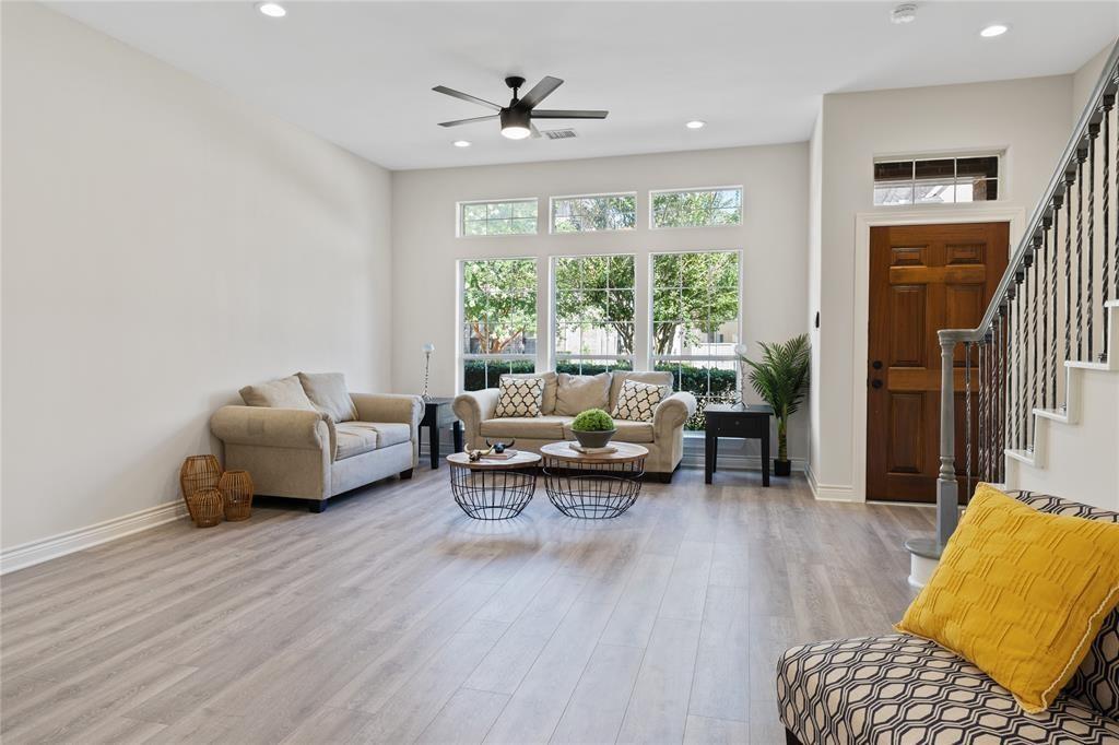 Foto principal - 9032 Creekstone Lake Dr