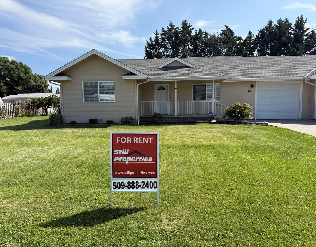 Foto principal - Now renting 2 bedroom House