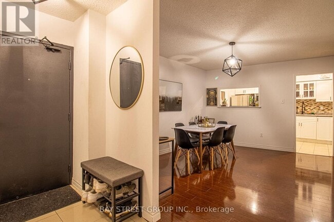 Building Photo - 2050 Bridletowne Cir