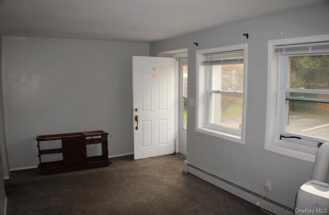 Foto del edificio - 534 Milligan Ln