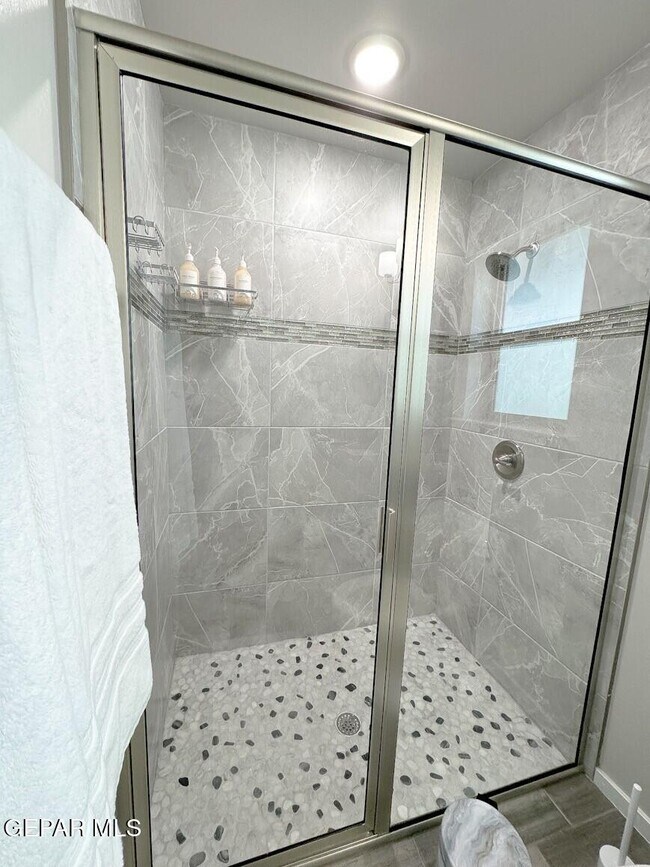 Foto del edificio - 13836 Vicki Brewer Ave