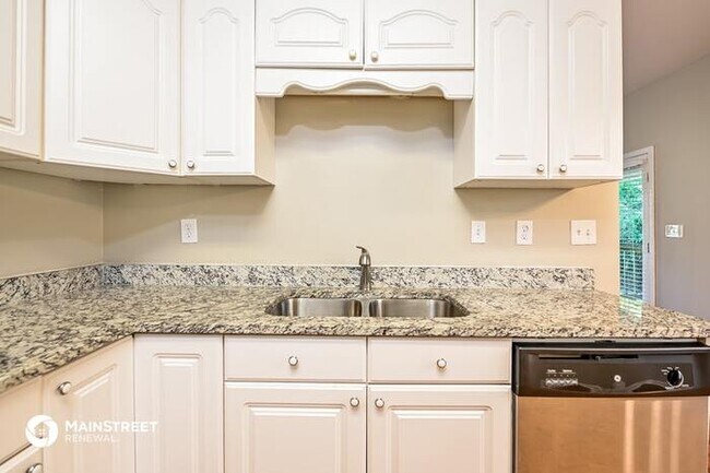 Building Photo - 415 Willow Glen Dr, Alabaster, AL 35007