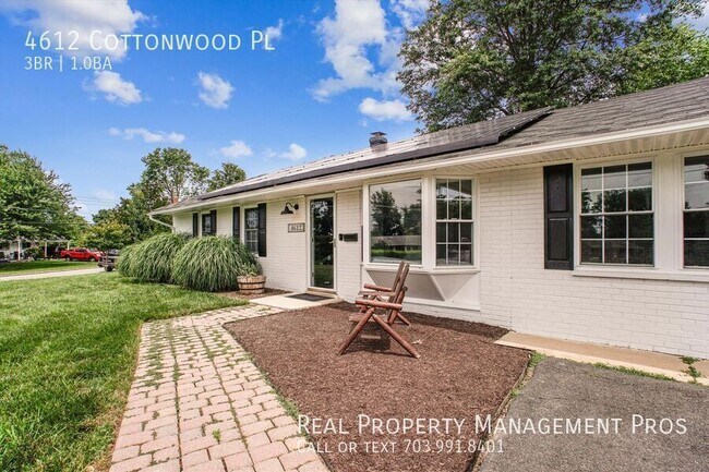 Building Photo - 4612 Cottonwood Pl