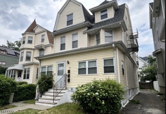 Photo - 90 N 18th St Apartment