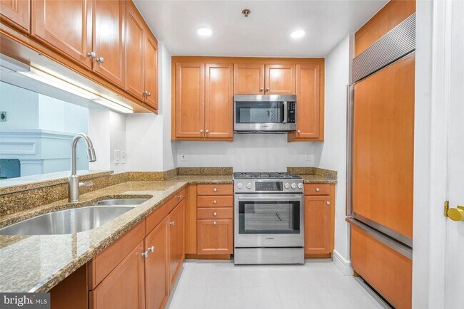 Foto del edificio - 1111 23rd St NW