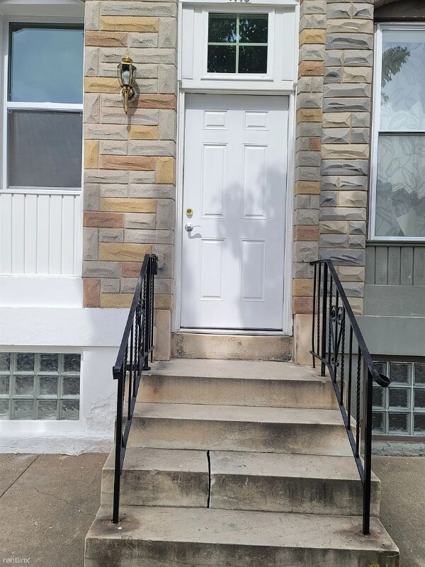 Photo - 1110 Edmondson Ave Apartment