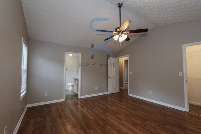 Building Photo - 4685 Turning Leaf Dr