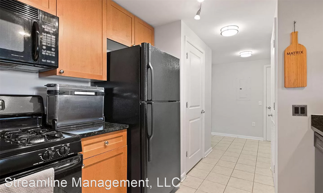 Foto del edificio - 1 br, 1 bath House - 930 Wayne Ave #707