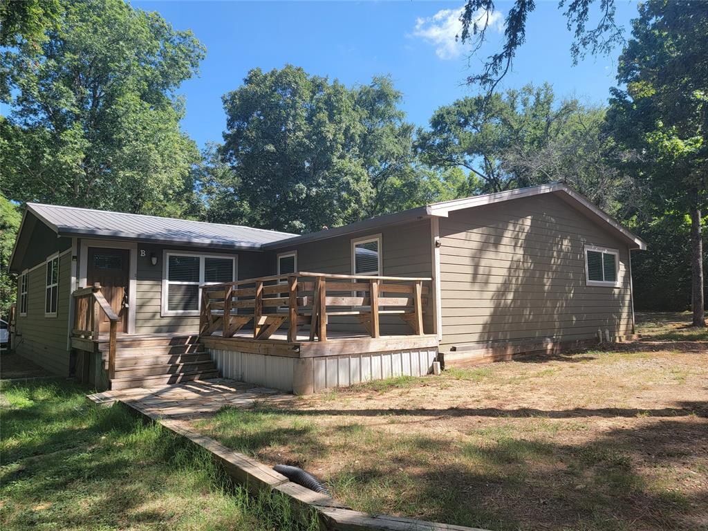 8221 Pineloch Dr Unit B, Willis, TX 77378 Room for Rent in Willis, TX