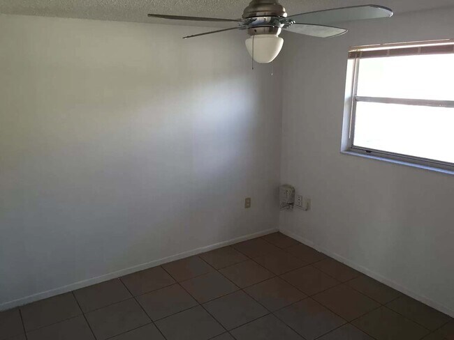 Foto del edificio - 5713 Cheyenne Dr