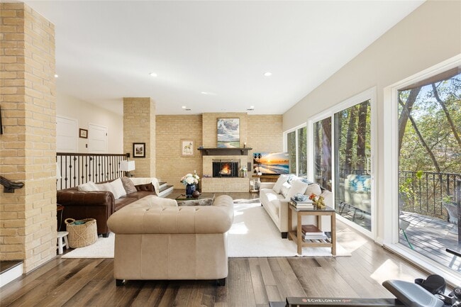 Foto del edificio - 201 Vanderpool Ln