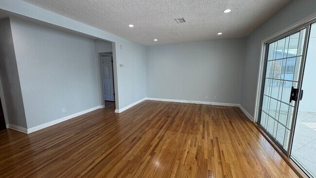 Building Photo - 2430 Bancroft Ave