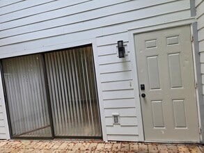 Building Photo - 7752 Tamara Lee Ct