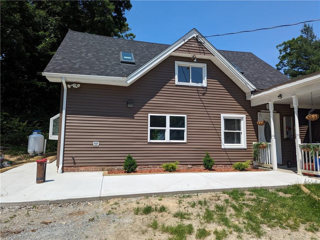 29 Sawmill Rd, Glocester, RI 02814 Room for Rent in Glocester, RI