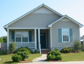 Building Photo - 4230 Hamilton Cir