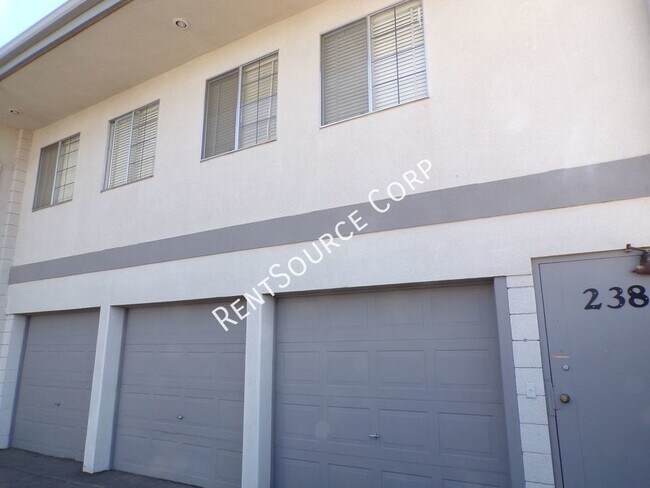 Building Photo - 1 Bedroom 1 Bath Condo for Lease in Barstow