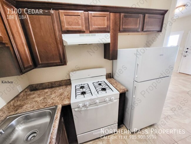 Building Photo - Centrally Located 1 BDR Apartment!