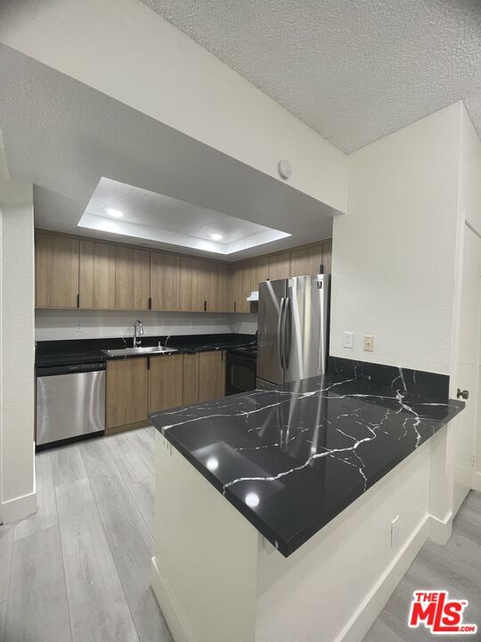 Building Photo - 22725 Lakeway Dr