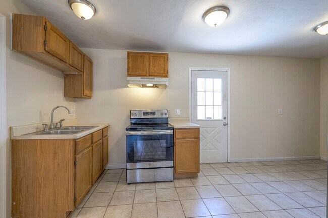 Foto del edificio - 709 N Woodland St