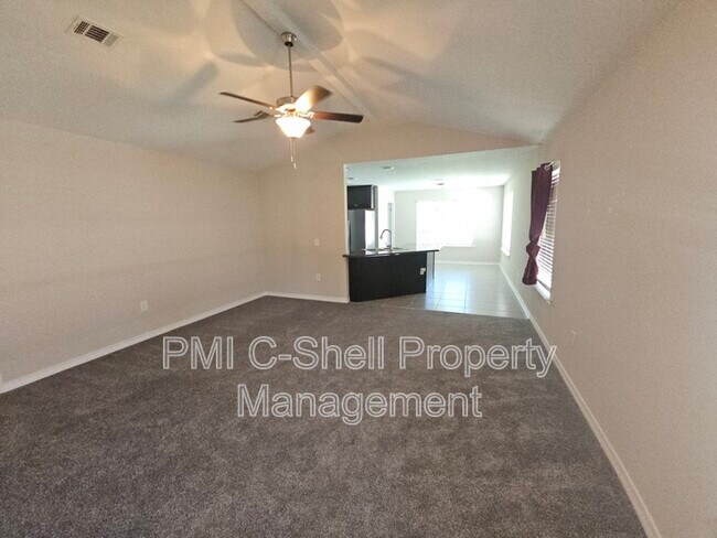 Foto del edificio - 1285 Mills Ave