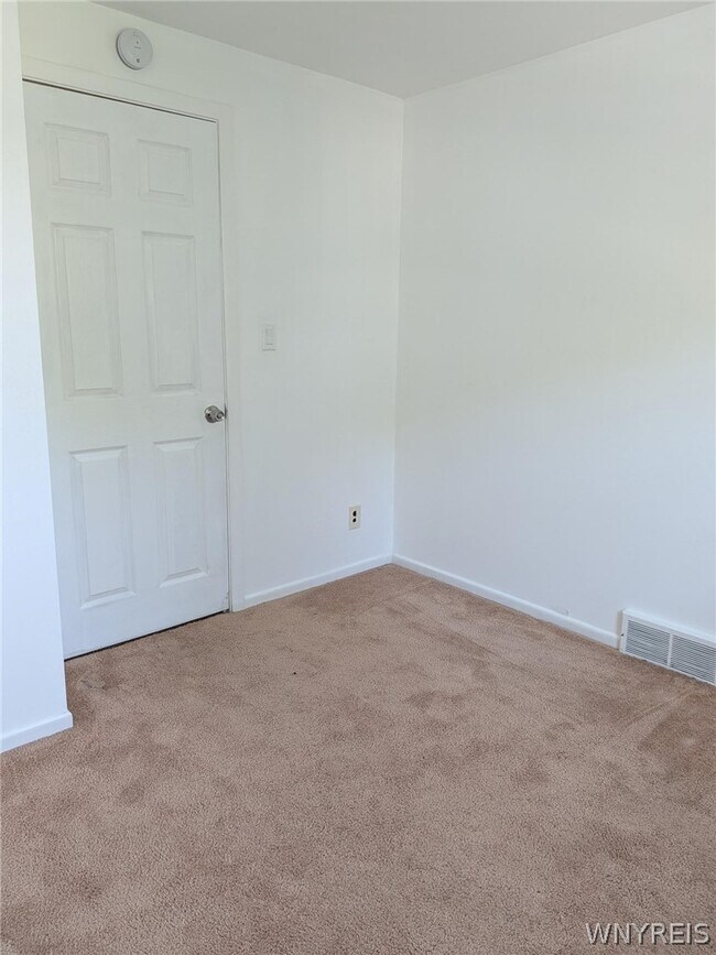 Foto del edificio - 253 Glenhaven Dr
