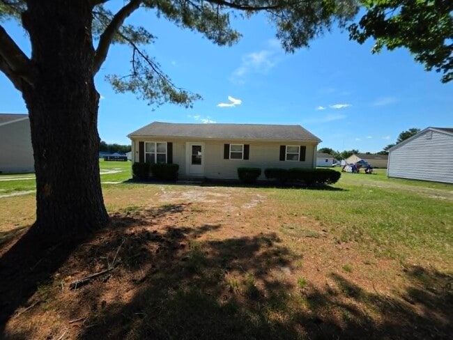 Building Photo - 1122 Hillcrest Ave