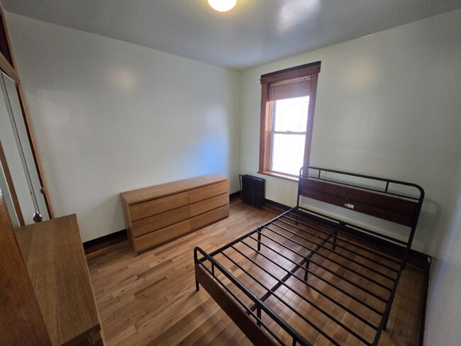 Building Photo - 328 62nd St