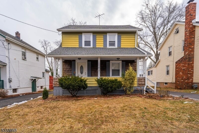 Primary Photo - 10 Hurley Ave
