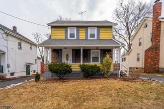 Building Photo - 10 Hurley Ave