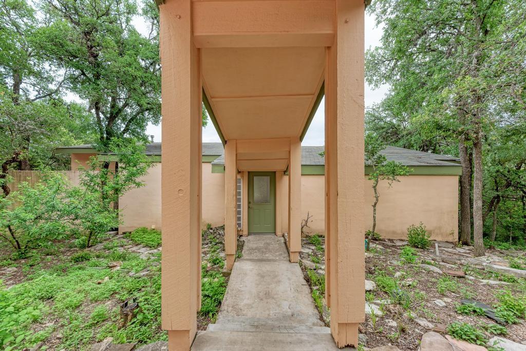 Primary Photo - 1811 Brookhaven Dr