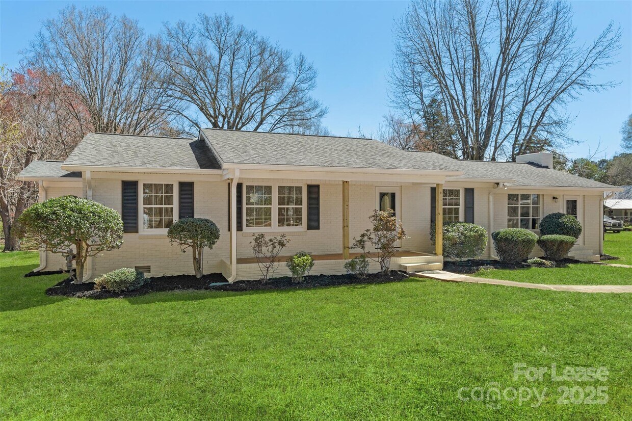 Primary Photo - 2509 Wesley Chapel Rd