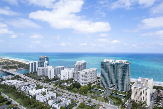 Aerial Photo - Carlton Terrace Condominium