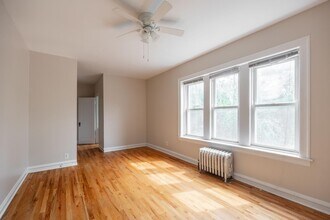 Building Photo - 1145 W Morse Ave