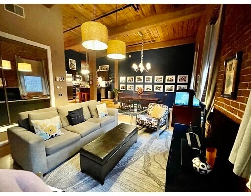 Foto principal - 1511 Main St