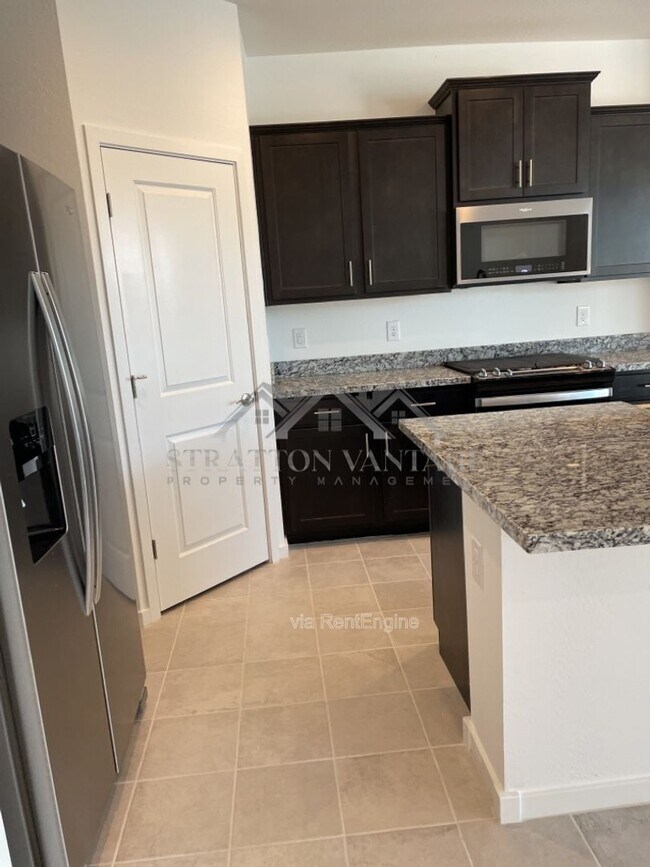 Foto del edificio - 2942 Kim Dr