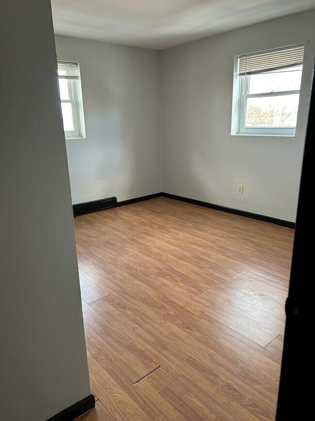 Foto del edificio - 817 E Turner St