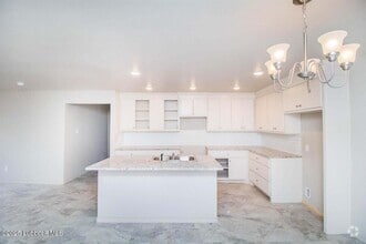 Building Photo - 5718 120th St